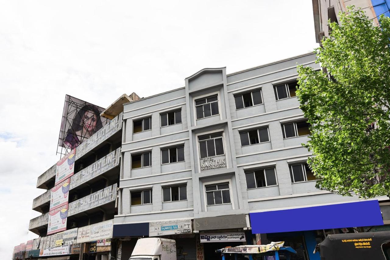 Spot On Karthik International ネルール エクステリア 写真