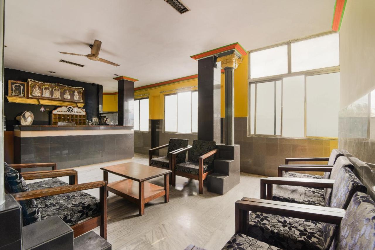 Spot On Karthik International ネルール エクステリア 写真